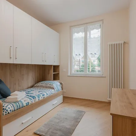 La Casa Di Biancaneve * ريكّو